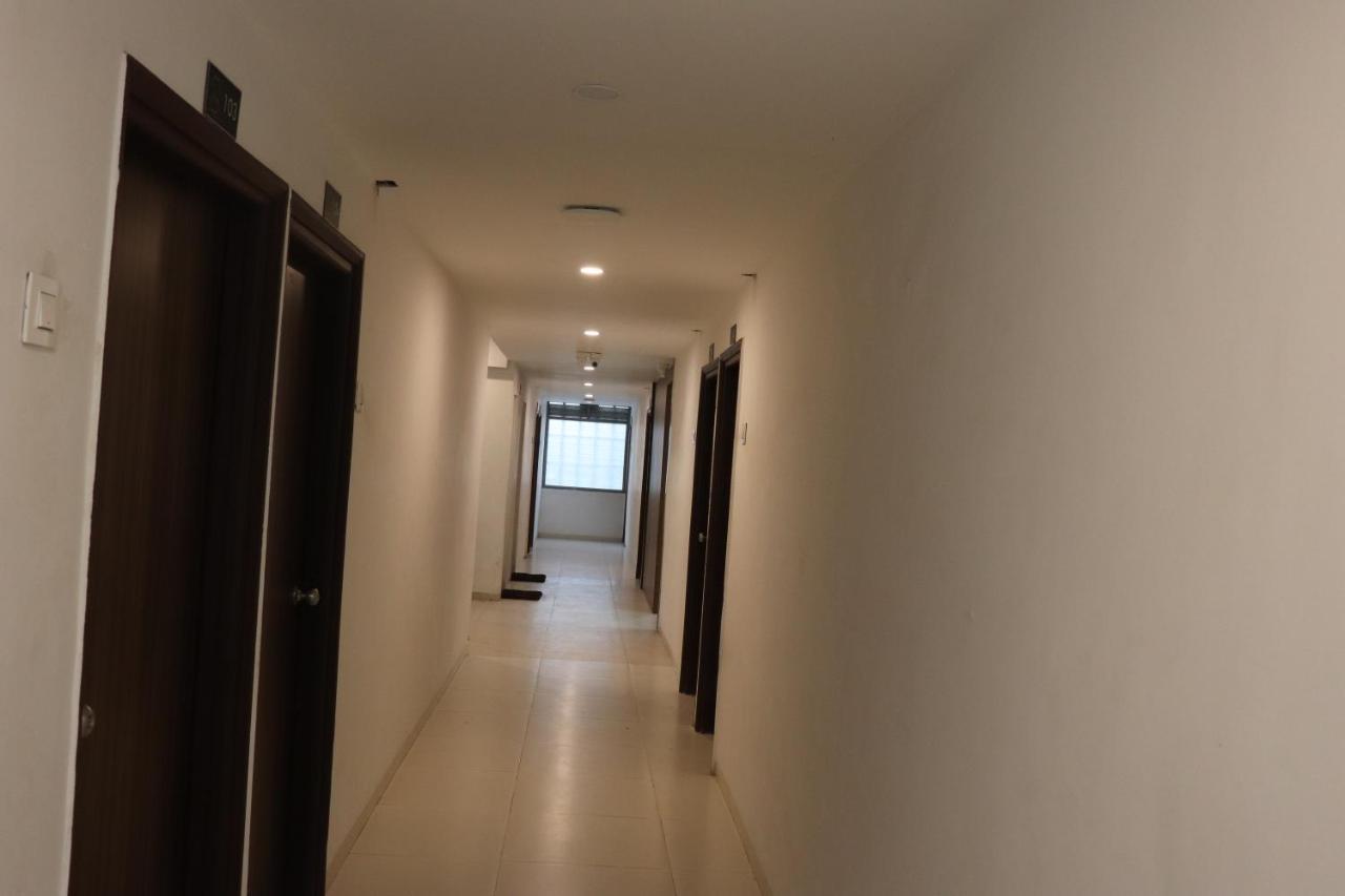 Hotel New Samrat Aurangabad  Zewnętrze zdjęcie