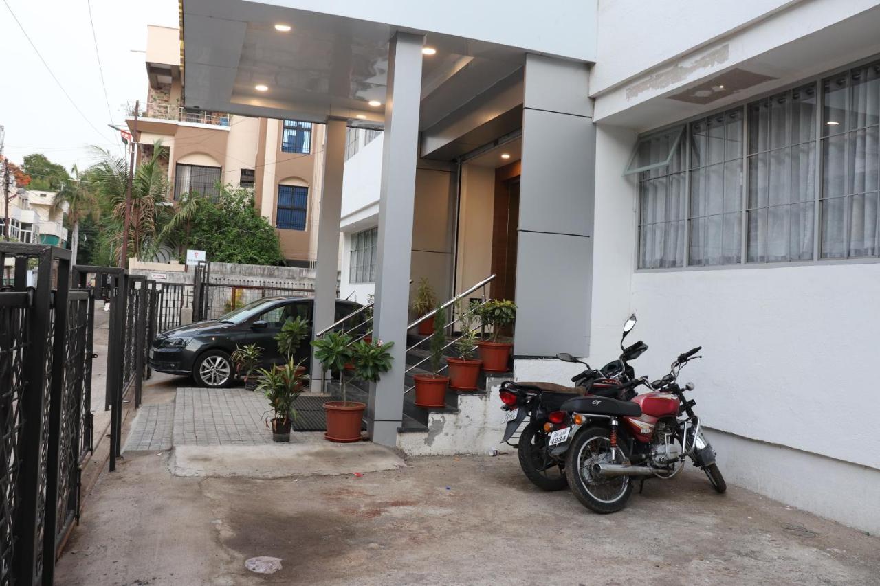 Hotel New Samrat Aurangabad  Zewnętrze zdjęcie